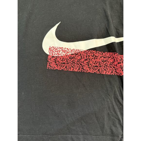 The Nike Tee Black Dri-Fit Men's Medium JUST DO IT. Logo And Graphics - Picture 3 of 10